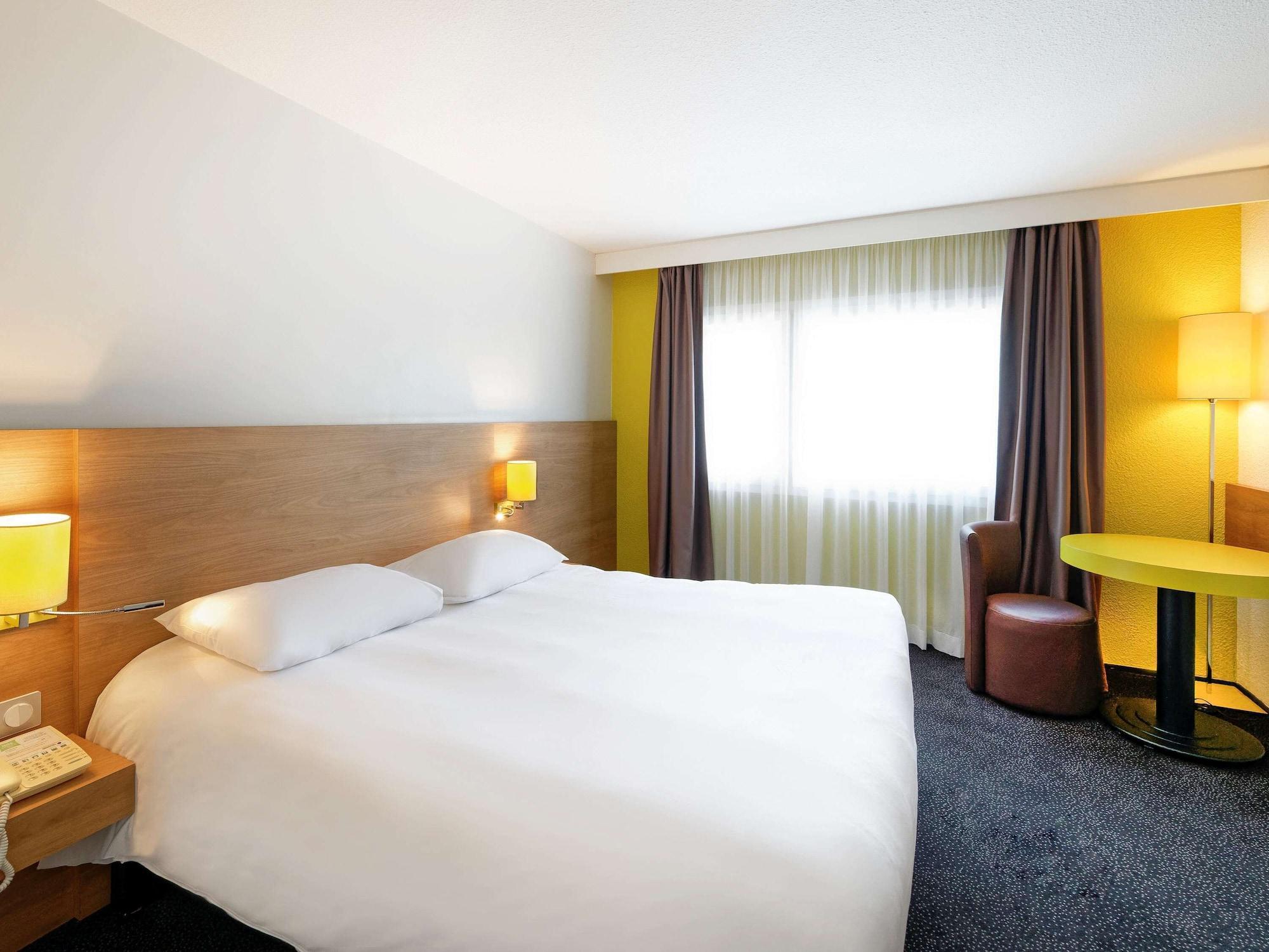 Ibis Styles Chalon Sur Saone Hotel Esterno foto