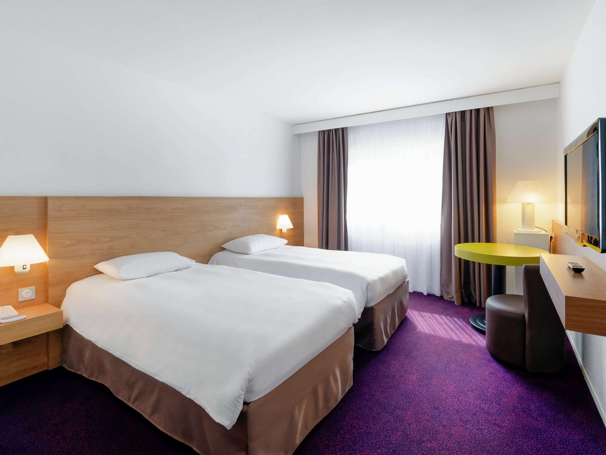 Ibis Styles Chalon Sur Saone Hotel Esterno foto