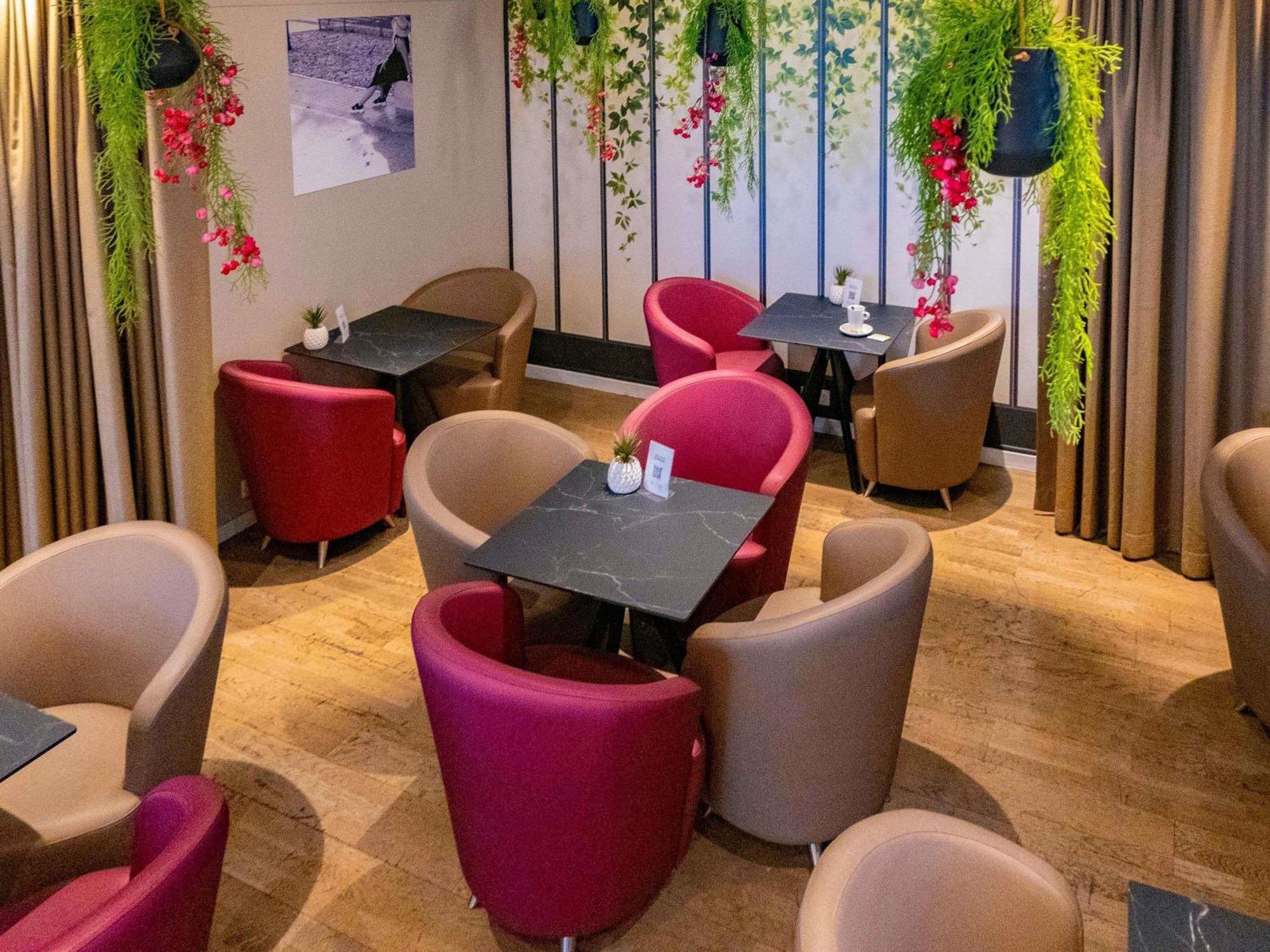 Hotel Ibis Styles Chalon Sur Saone Esterno foto