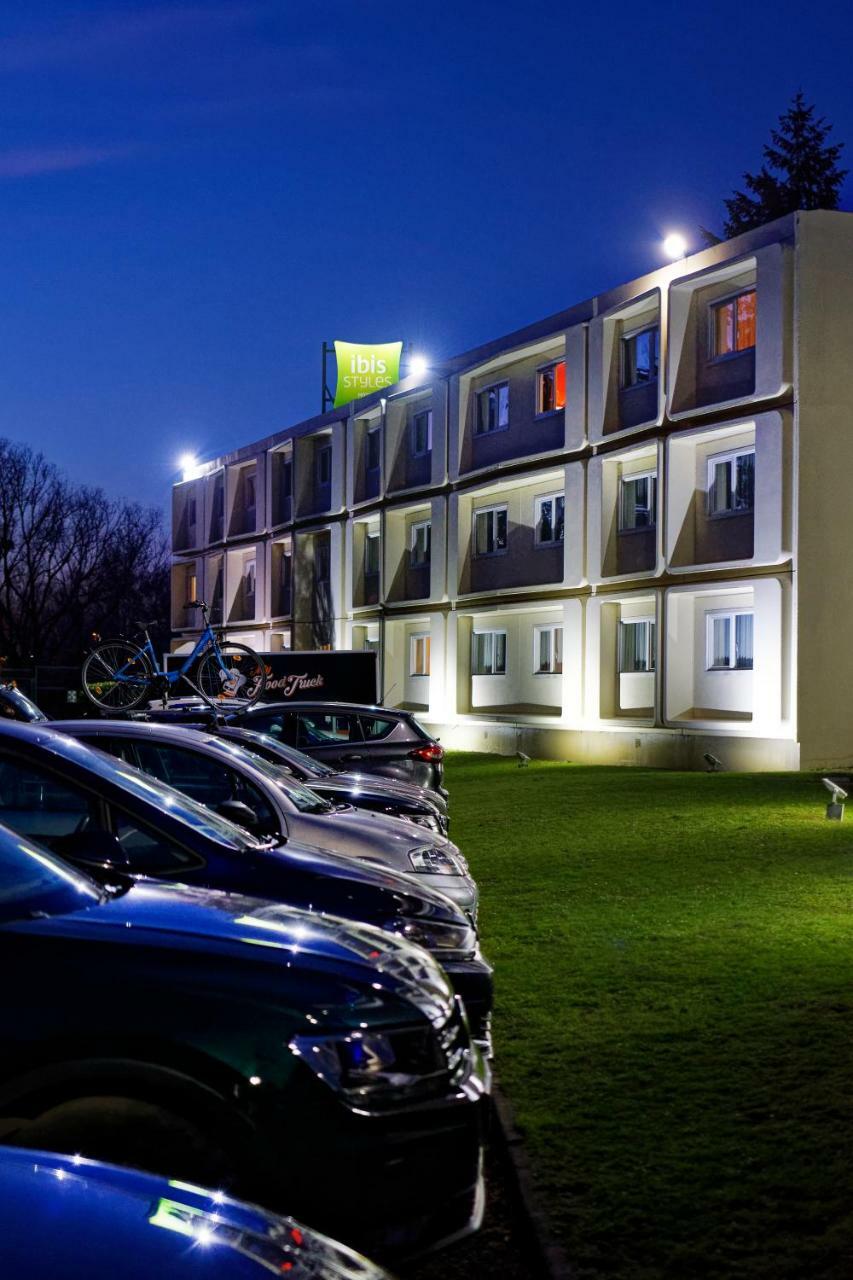 Ibis Styles Chalon Sur Saone Hotel Esterno foto